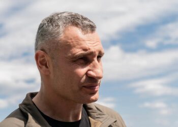 Віталій Кличко веде перемовини щодо безоплатного лікування важкопоранених українських бійців у Берліні