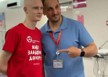 Хлопцю з Павлограда вперше в Україні трансплантували кістковий мозок від донора-українця