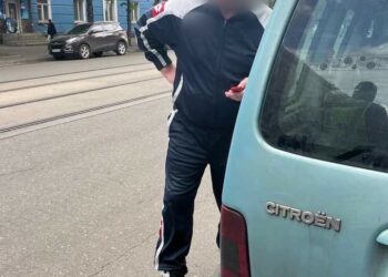 У Кривому Розі нетверезий водій намагався “порішати” за 10 тисяч гривень
