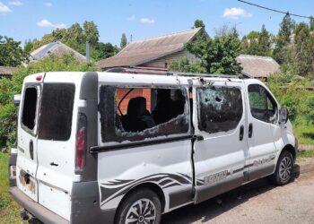 Вдень окупанти з важкої артилерії обстріляли Нікополь, постраждалий – у важкому стані