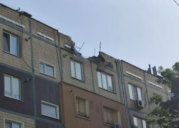 Сьогодні окупанти поранили на Нікопольщині трьох дорослих і дитину