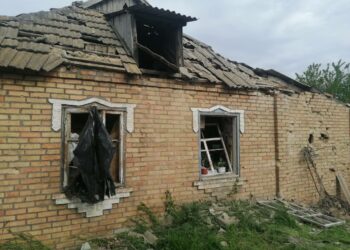 Окупанти скинули боєприпас з дрону на Нікопольщину: є руйнування