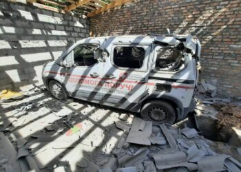 Поліція показала фото наслідків після вчорашнього обстрілу Нікопольщини