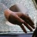 Розбив скло та пограбував автівку «Евакуації»: у Дніпрі затримали серійного грабіжника