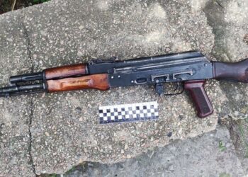 У Покрові “на гарячому” упіймали торговця зброєю та боєприпасами