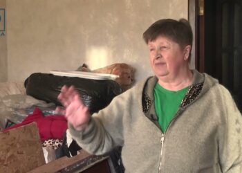 Мешканці пошкоджених квартир у будинку на Перемозі досі чекають на експертизу та обіцяні виплати