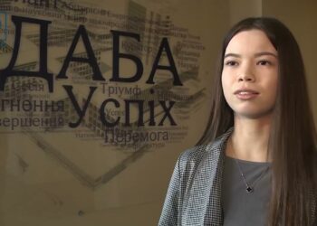 У Дніпрі створили серію незвичайних листівок про місто