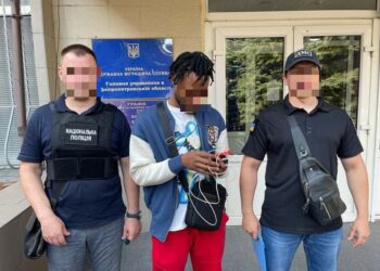 У Дніпрі викрито нелегала з Нігерії, якого видворять з України