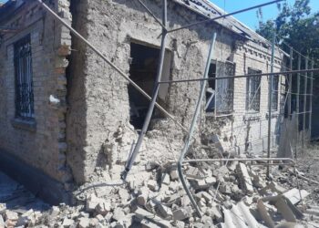Поранені двоє чоловіків: зранку окупанти обстріляли Нікопольщину