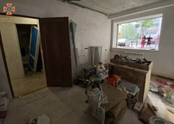 У Дніпрі внаслідок вибуху газу у будинку постраждав чоловік