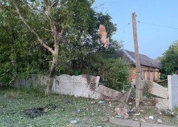 Ворог продовжує беззупинно обстрілювати Нікопольщину