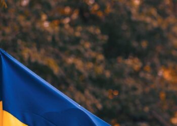 Пізно ввечері ворог двічі обстріляв Марганецьку громаду