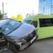 У Дніпрі дорогу не поділили легковик і маршрутка: травмувалися двоє пасажирів останньої