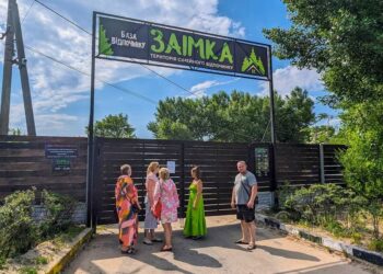 Набирає обертів скандал навколо «Блакитного озера»