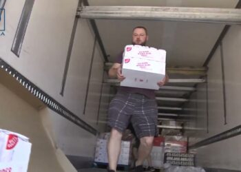 Гуманітарка з Німеччини. Дніпро отримує допомогу із-за кордону адресно і прозоро