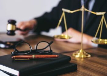 За вихваляння путіна у соцмережах у пенсіонера з Павлограда конфіскували ноутбук