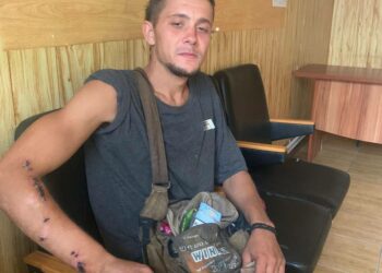 Поліція розшукала вандала та його співучасників, які  осквернили меморіал Героям АТО/ООС у Новомосковську