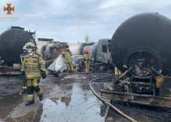 У Новомосковському районі згоріли бензовози