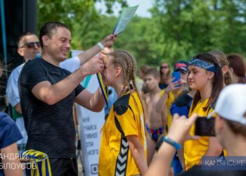Мер Кам‘янського Андрій Білоусов взяв участь у спортивних змаганнях на підтримку ЗСУ