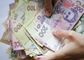 У Верхівцевому вдову загиблого бійця «кинули» на 110 тисяч гривень