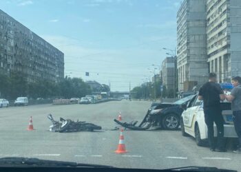 У Дніпрі сталася ще одна ДТП за участю двоколісного: байкер у реанімації
