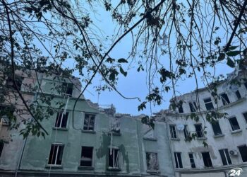 По багатоповерхівці у Львові ворог вдарив «Калібром»