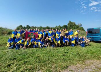 Наші вдома: з ворожого полону повернулися 45 українських захисників та двоє цивільних
