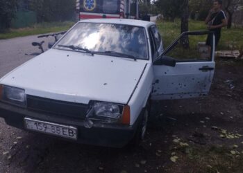 Окупанти обстріляли два райони області: поранено чоловіка