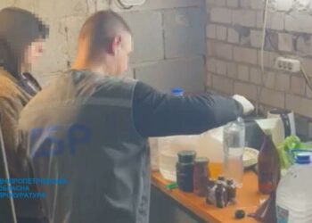 У Дніпрі судитимуть учасників злочинної організації, що налагодила наркобізнес з мільйонними доходами