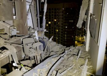 Внаслідок нічної атаки «шахедів» на Київ є жертви та травмовані