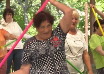 Проєкт підтримки вимушених переселенців похилого віку в дніпровському УТВ