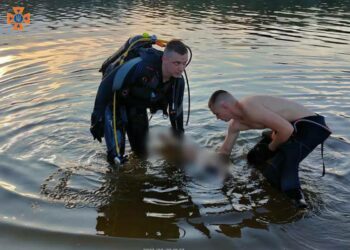 У Дніпрі з води витягли тіло потопельника