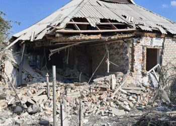 Вдень ворог гатив по Нікополю