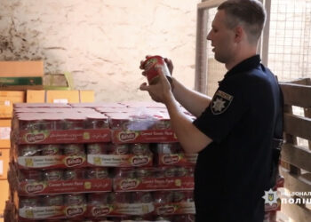 Зі складу у Дніпрі вилучили «заборонені» продукти з Ірану