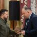 Лікар-нейрохірург з Дніпра отримав високу відзнаку