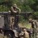 Вони називають себе партизанами та атакують ворожі позиції з пікапів та перероблених «Градів»