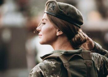 Жінкам-медикам, які не стануть на військовий облік, загрожують штрафи та виправні роботи
