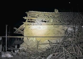 Надвечір ворог атакував Нікополь, вночі – обстріляв Марганець