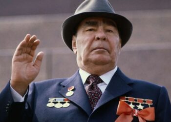 Брєжнєв залишиться почесним громадянином Дніпра