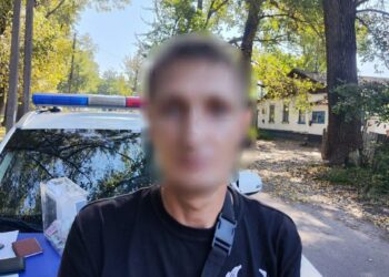 У Кам’янському псевдоволонтер обікрав продавчиню магазину