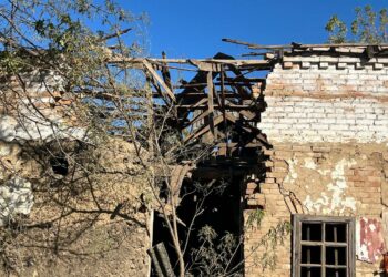 На Дніпропетровщині поранено двох дітей та чоловіка: наслідки обстрілів