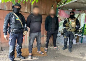 Жителька Дніпропетровщини організувала банду, яка привласнила 1,8 млн грн заощаджень пенсіонерів