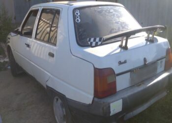У Кам’янському затримали двох 17-річних автовикрадачів