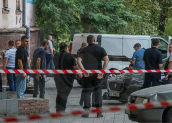 ДБР просять свідків стрілянини у Дніпрі допомогти у розслідуванні