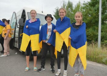 Наші вдома: з тимчасово окупованих територій  в Україну повернулися 11 українських дітей