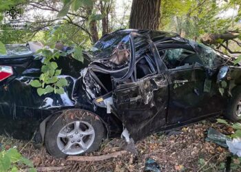Смертельна ДТП на Дніпропетровщині: одна людина загинула, двоє постраждали