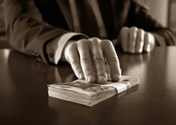 Дніпропетровщина потрапила у лідери за рівнем корупції