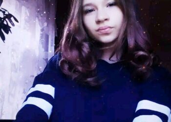 Зникла дівчинка: у Дніпрі розшукують 14-річну Юлію Шалаєву