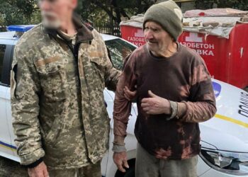 У Нікополі врятували 83-річного дідуся, який майже добу блукав по зарослому Каховському водосховищу