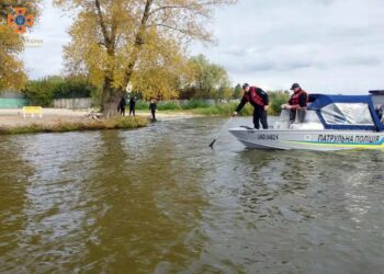 У Дніпрі з річки витягли потопельника